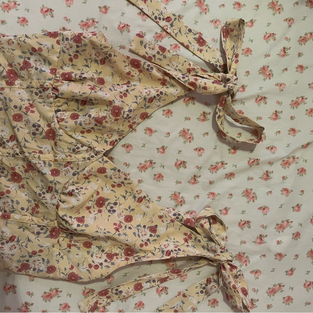 Floral Tie-Shoulder Top